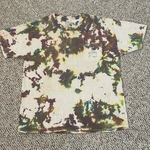 Guy Harvey Tie Dyed Crew Neck Tee. Large